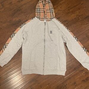 Burberry Light Gray Zip-Up Sweater with Classic Plaid